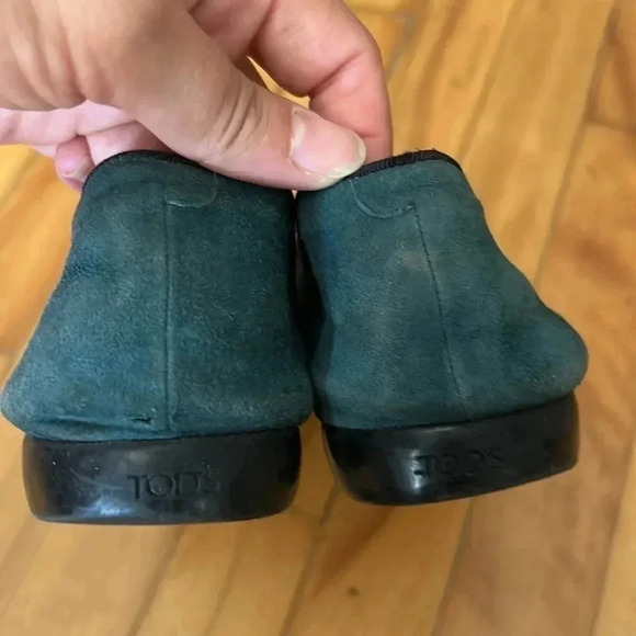 Tod’s  pointy toe green flat shoes - Picture 6 of 10